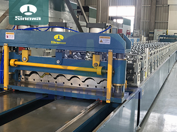 цветной стальной пресс